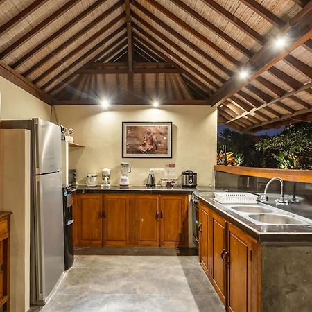 Villa Lina By Optimum Bali Villas Canggu  Exterior photo