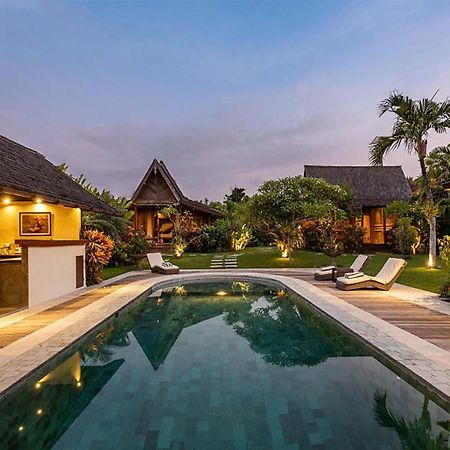 Villa Lina By Optimum Bali Villas Canggu  Exterior photo